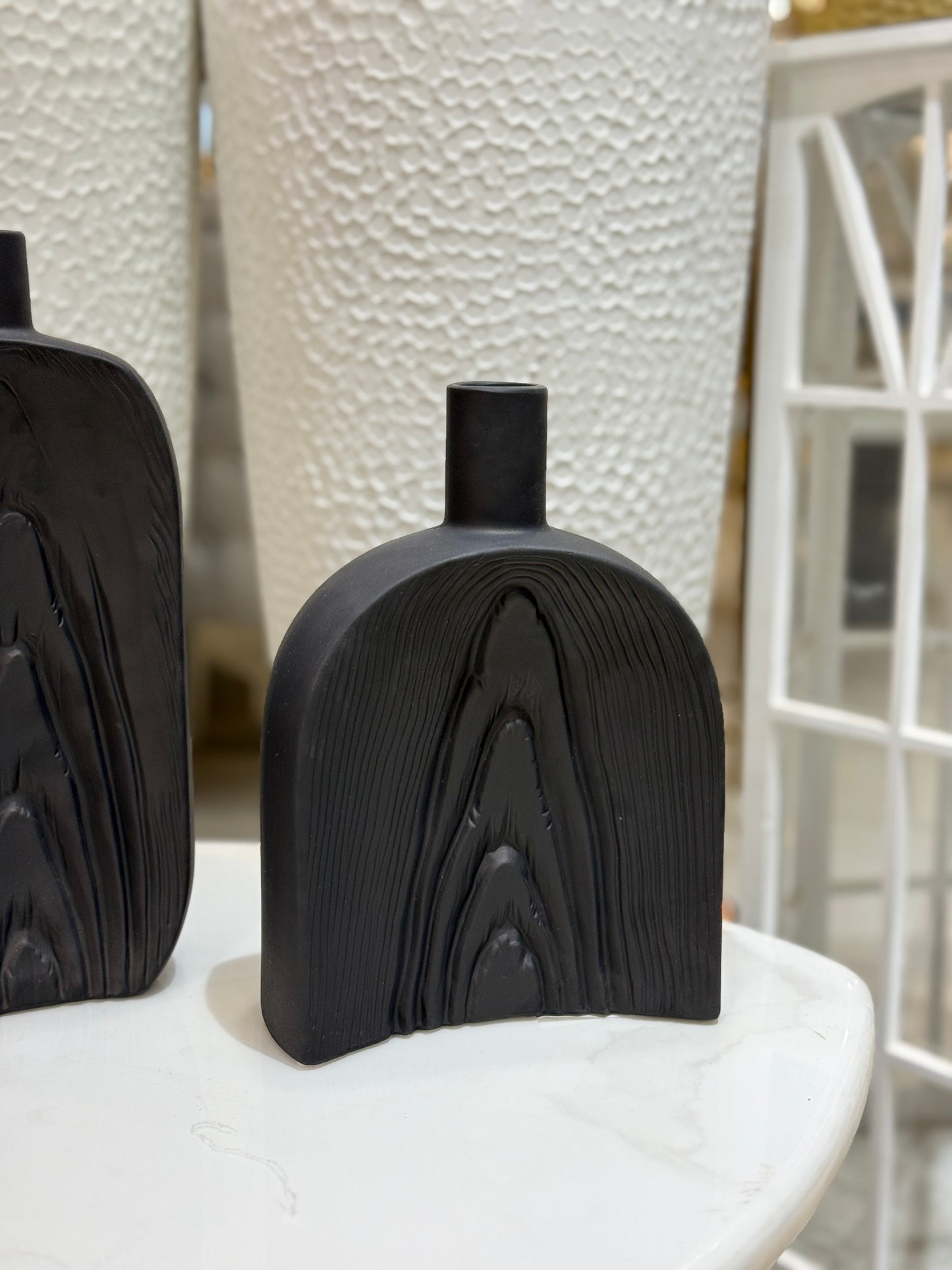 Fatima Home Décor Obsidian Grain Ceramic Vases – 2-Piece Sculptural Matte Black Vase Set
