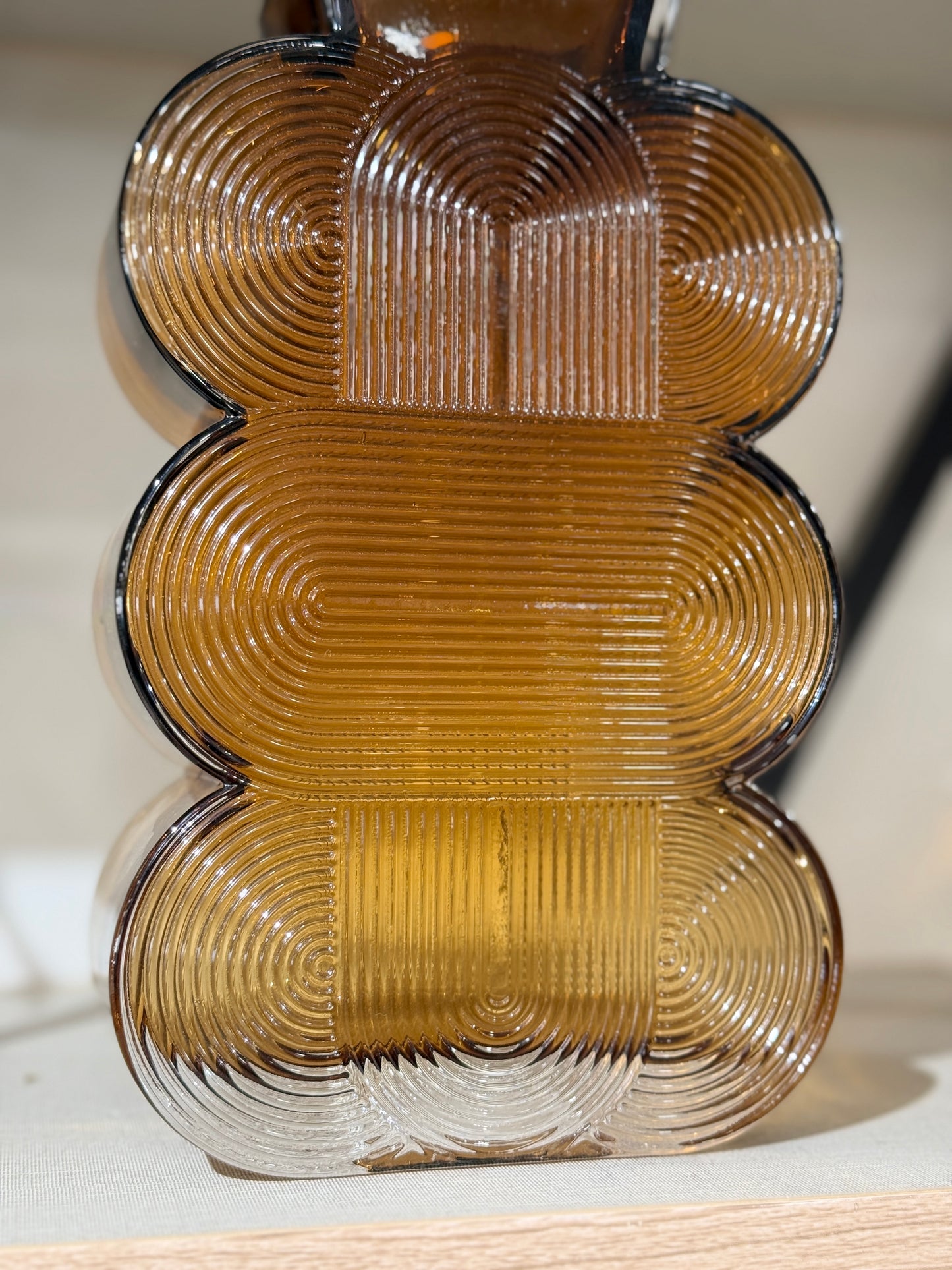 Fatima Home Décor Amber Horizon Art Glass Vase – Geometric Ribbed Statement Glassware