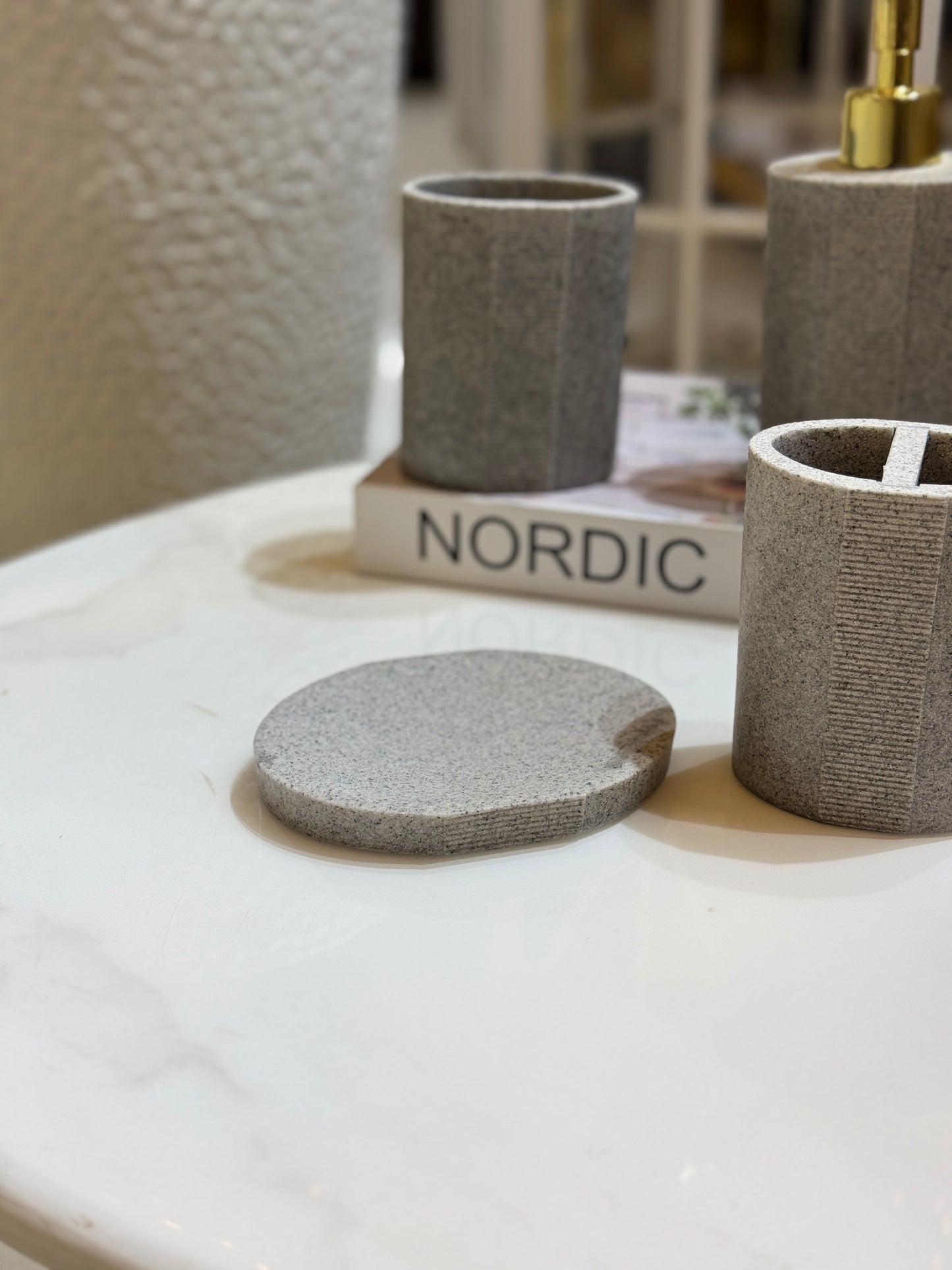 Fatima Home Decor Nordic Granite Grey 4-Piece Bathroom Accessories Set - Modern Ribbed Stone Finish