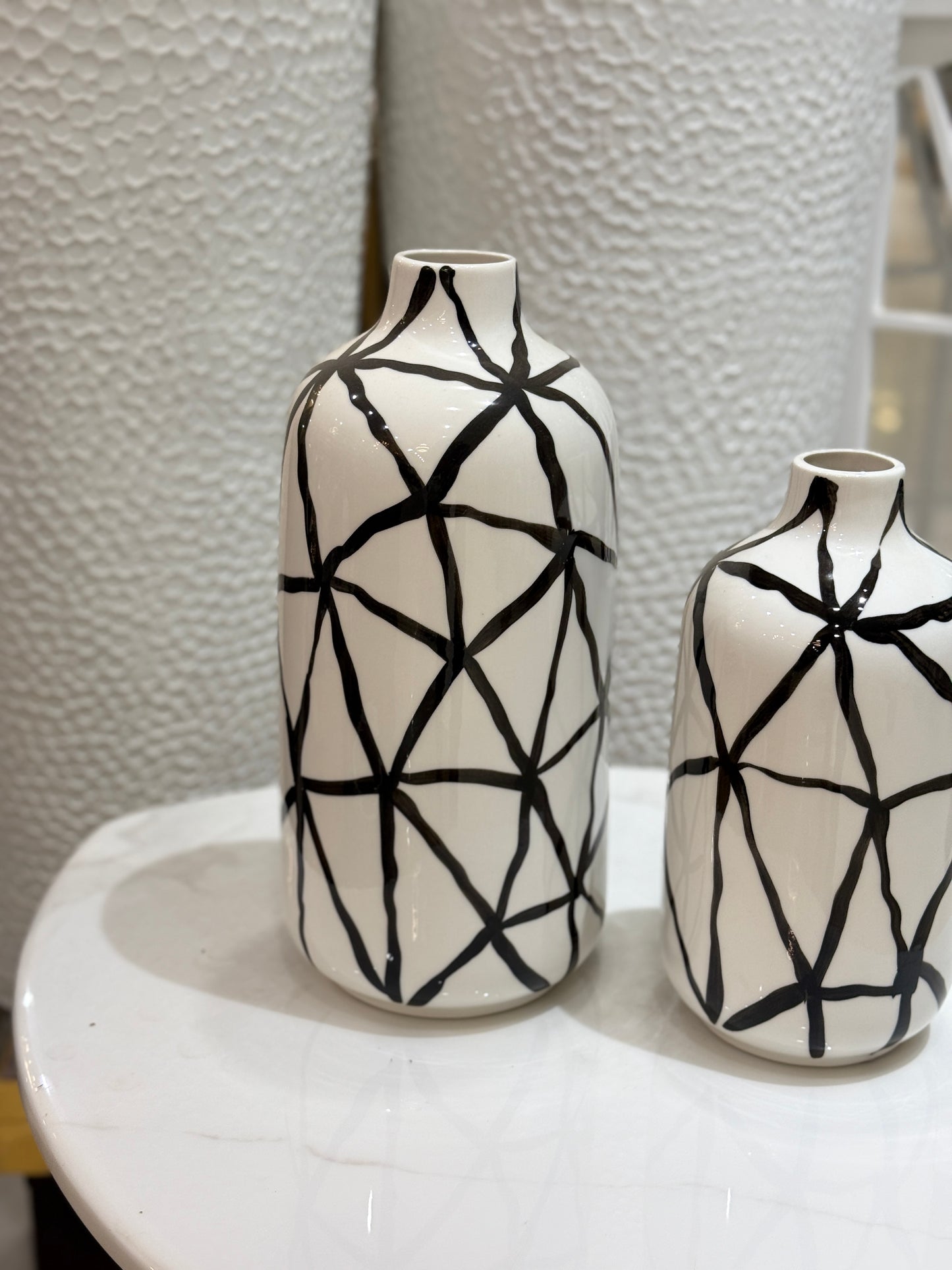Fatima Home Décor Monochrome Lattice Ceramic Vases – 2-Piece Minimalist Hand-Painted Vase Set